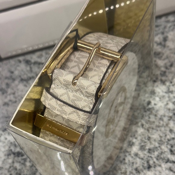 Michael Kors Women's MK Signature Logo Belt Small Medium Gold Buckle Classic New - Picture 3 of 6
